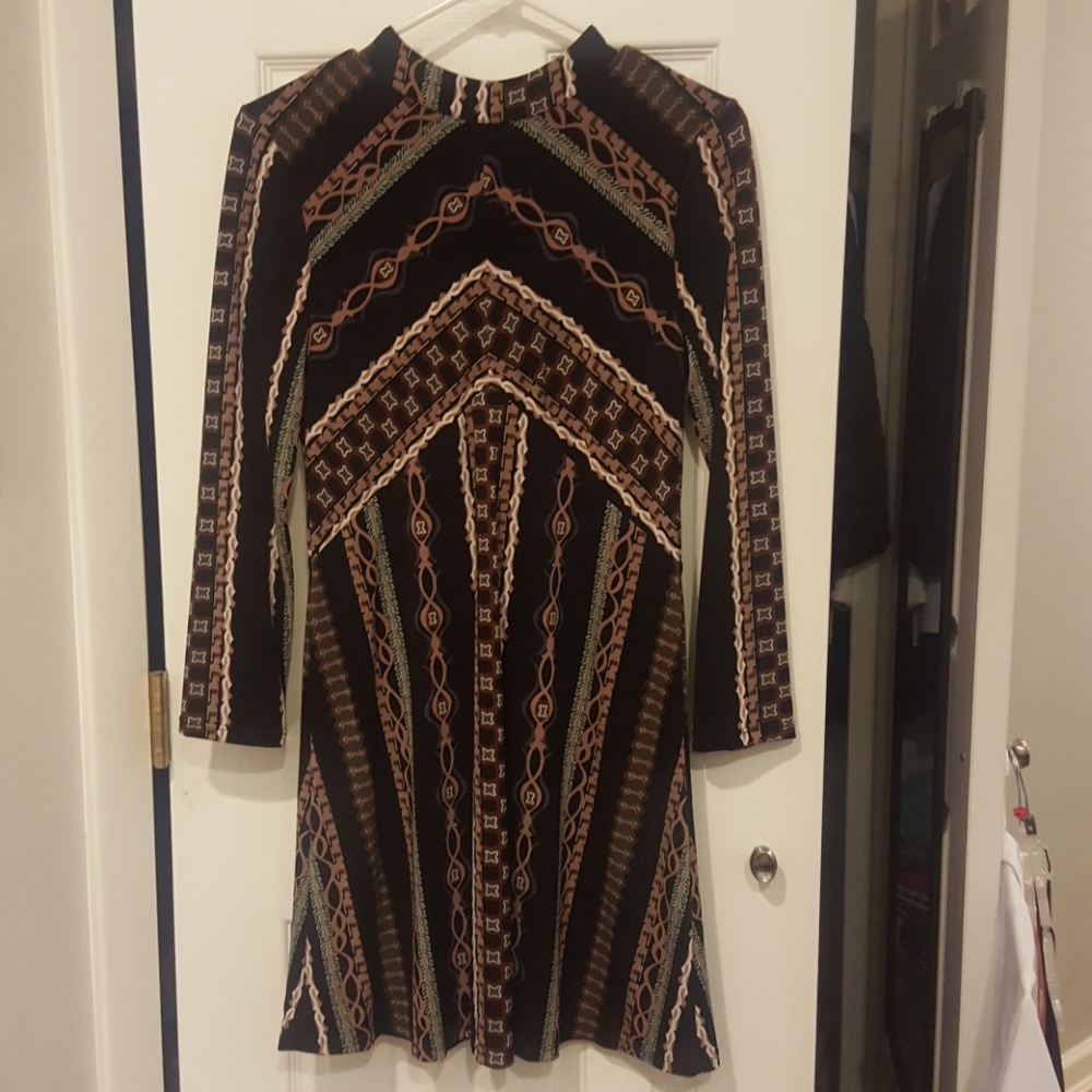 Dress-free people